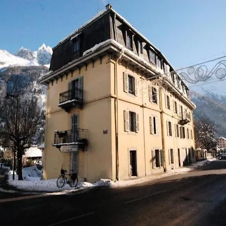 For 4 People * Chamonix